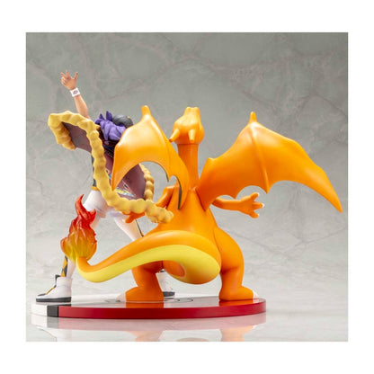 Kotobukiya Leon &amp; Charizard Figuren